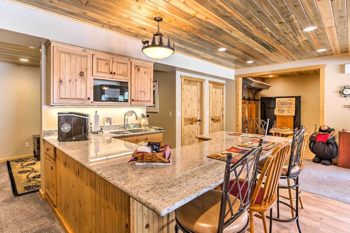 Cozy Buena Vista Apartment 4 Mi to Main Street!