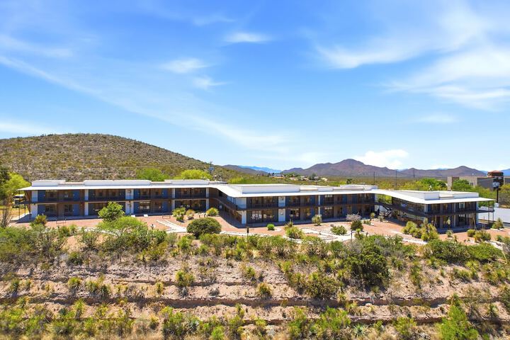 Tombstone Lookout Lodge SureStay Collection by Best Western