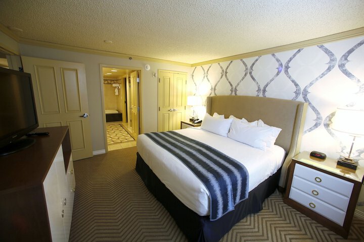 Room 12 of 43