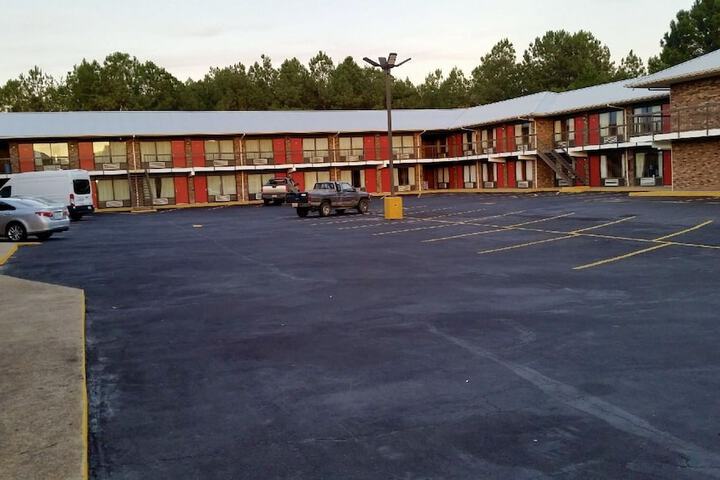 Property Grounds 30 of 30