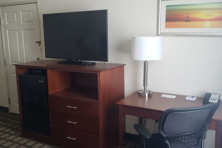 Baymont by Wyndham Mackinaw City