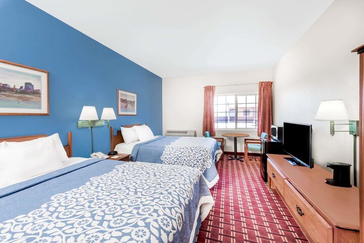 Room 16 of 27