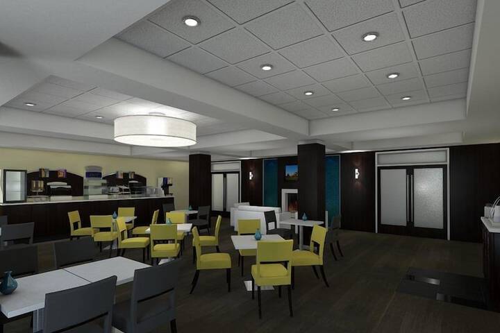 Holiday Inn Express & Suites Thunder Bay by IHG