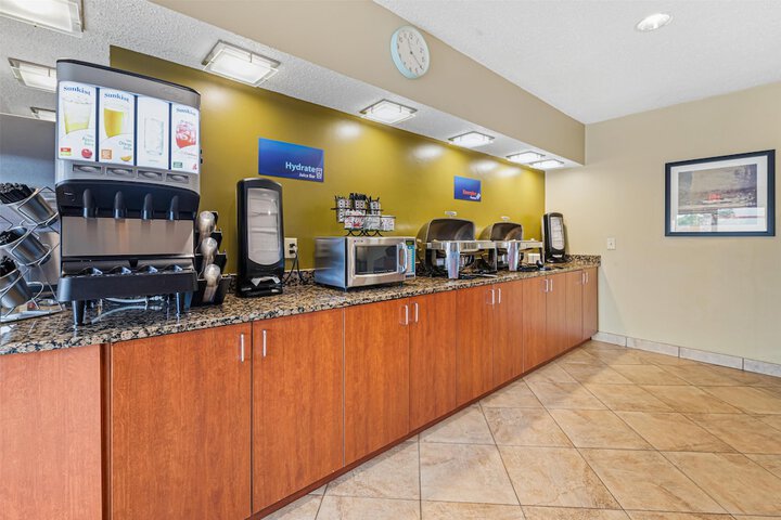 Best Western Ambassador Inn & Suites