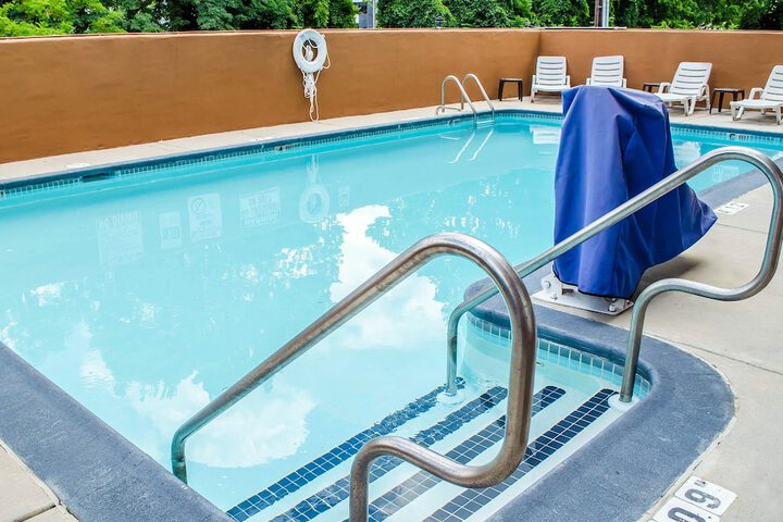 Pool 3 of 40
