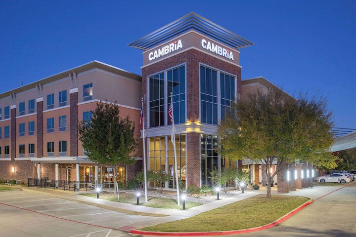 Cambria Hotel Plano Frisco