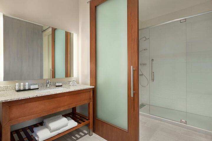 Embassy Suites by Hilton Sarasota FL