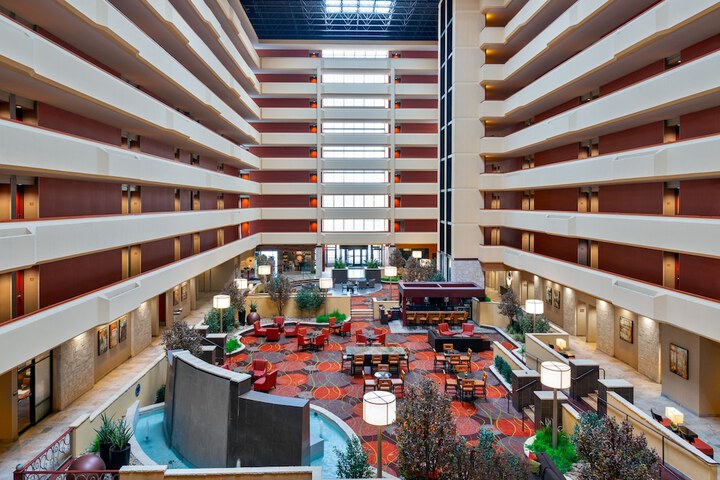 University Plaza Hotel and Convention Center Springfield