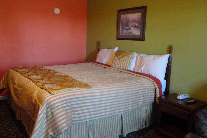 Room 14 of 23