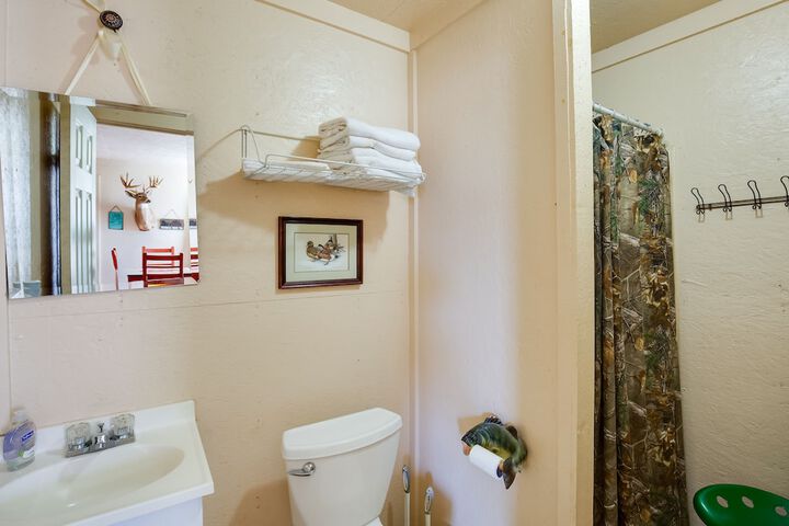 On-site Boat Ramp: Pet-friendly Kerens Studio!