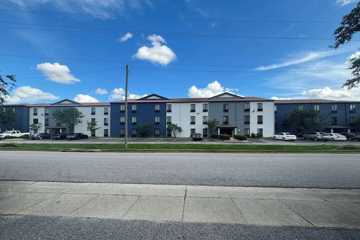 Hotel 3 of 49