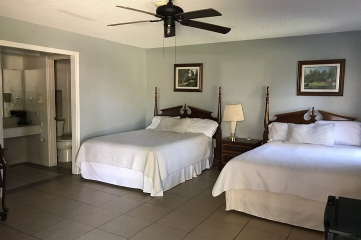 Room 14 of 23