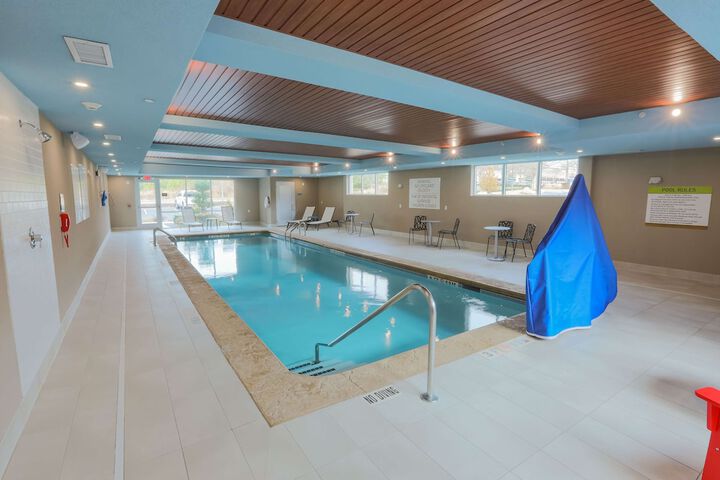 Pool 10 of 83