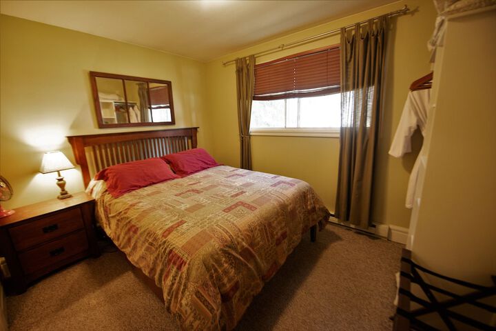 Room 10 of 21