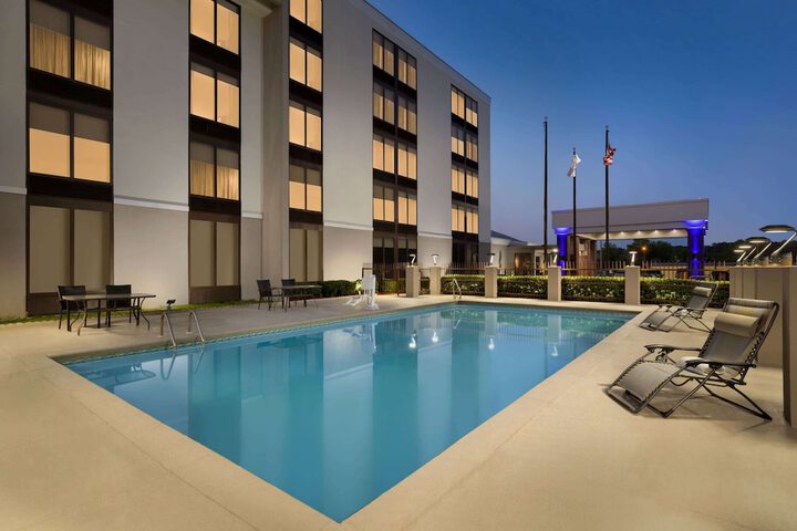 Pool 13 of 70