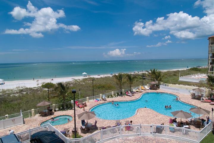 Sunset Vistas Two Bedroom Beachfront Suites
