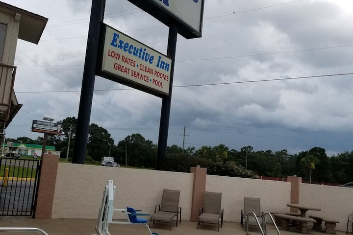 Pool 7 of 34
