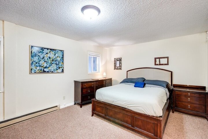 Room 52 of 58