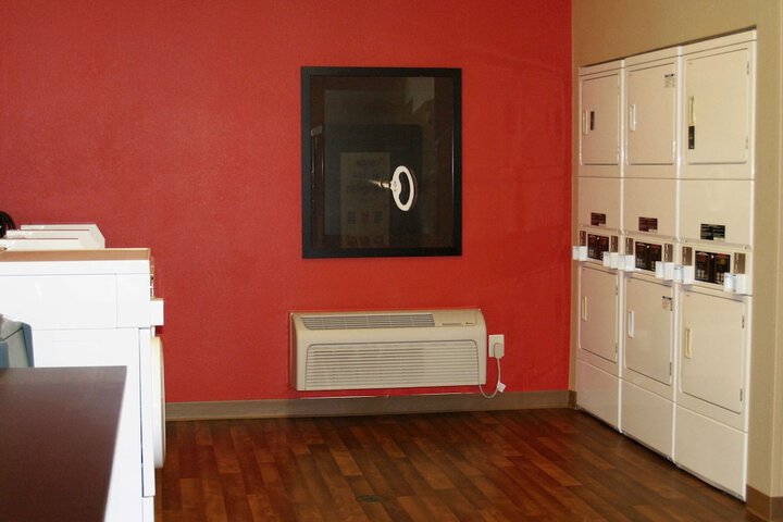 Room 16 of 24