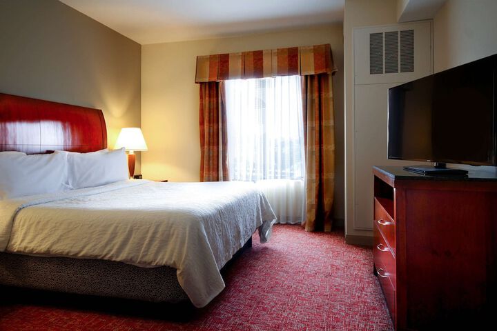 Room 4 of 13