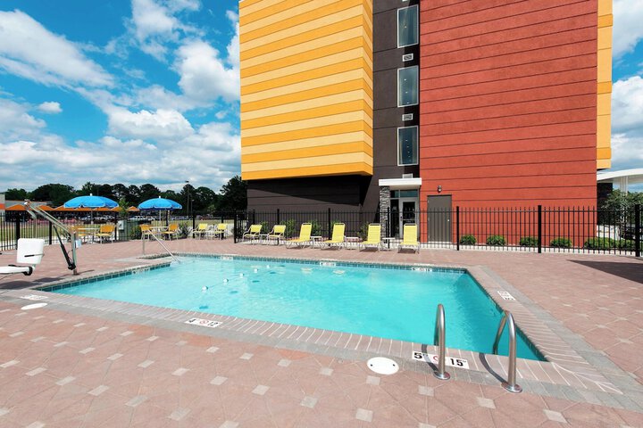Pool 3 of 25