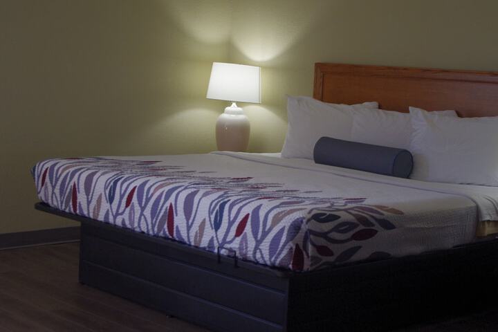 Room 30 of 42