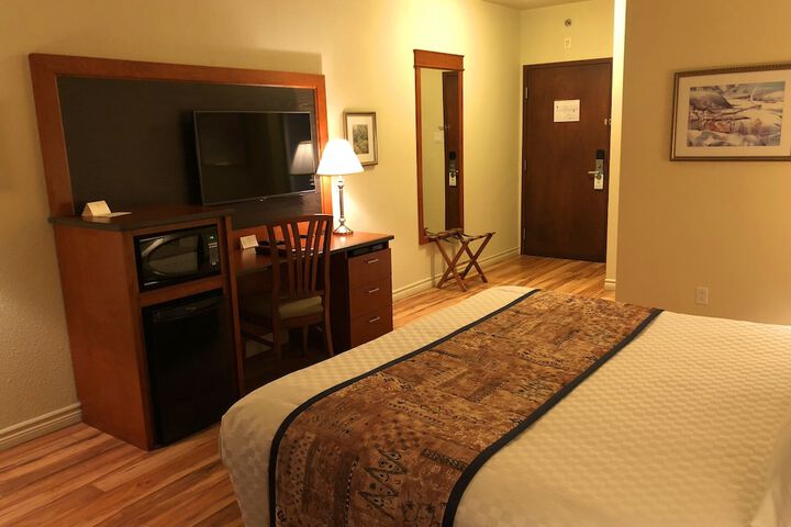 Room 51 of 83