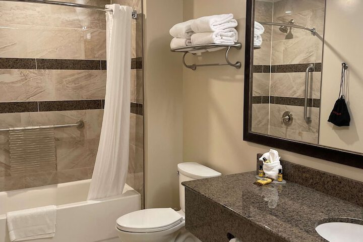 Best Western Plus Cobourg Inn & Convention Centre