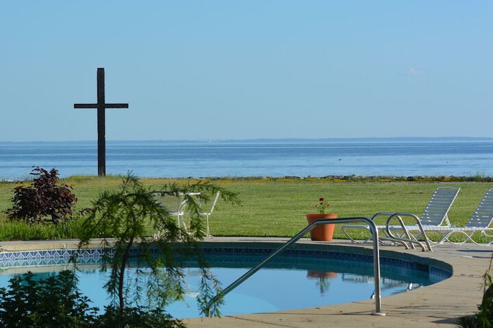 Pool 2 of 50