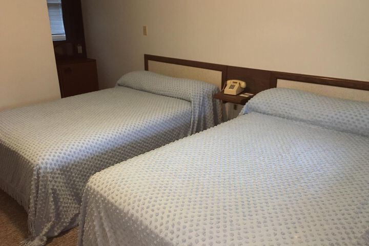 Room 7 of 37