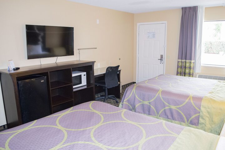 Room 35 of 44