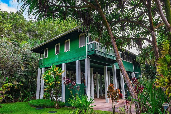 Kauai Tree House