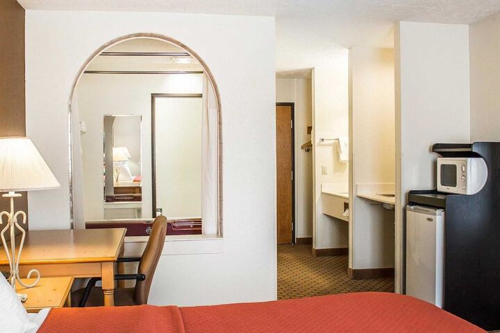 Quality Inn Elyria