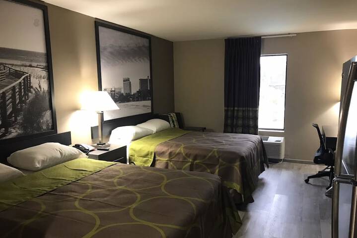 Room 9 of 15