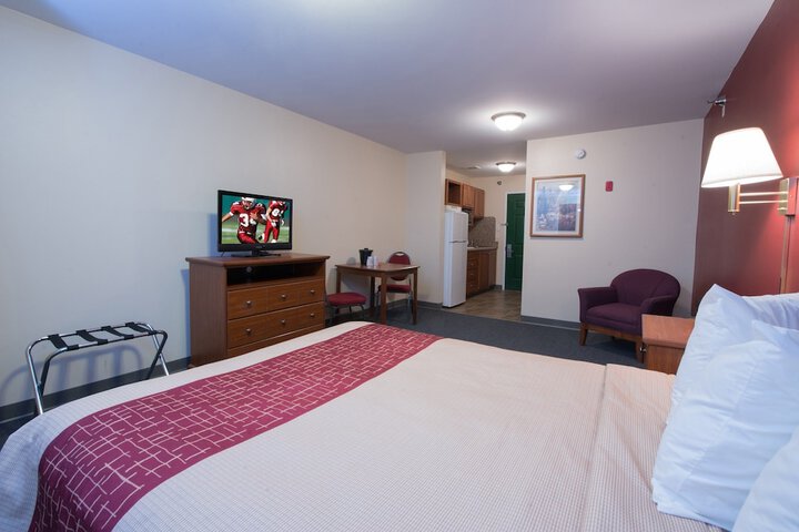 Room 28 of 34