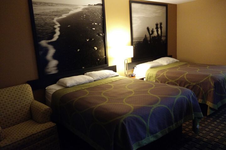 Room 37 of 44