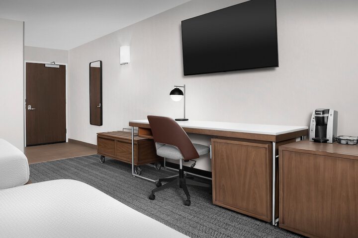 Room 17 of 54