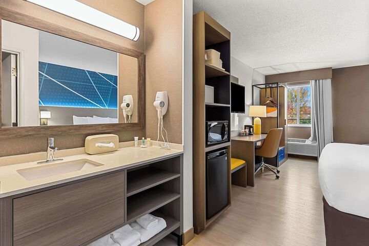 Comfort Inn Painesville - Concord