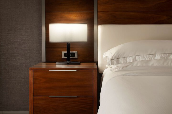 Room 34 of 114