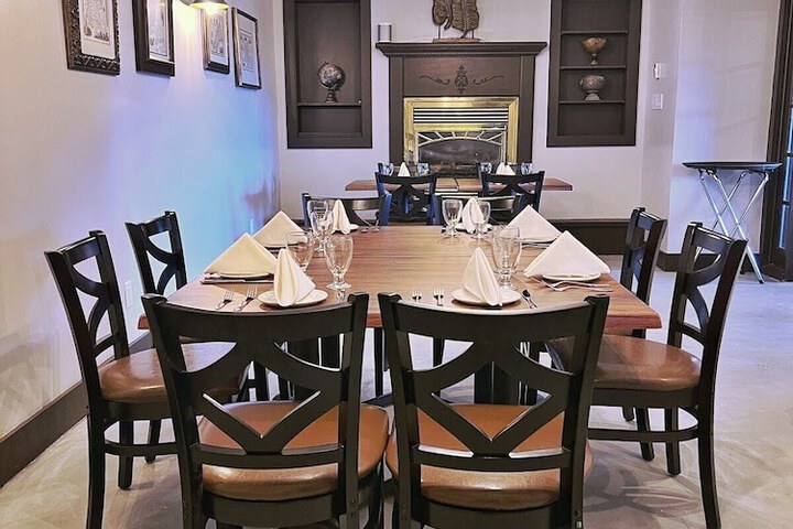 Dining 70 of 104