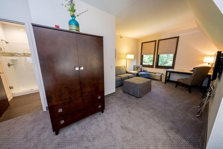 Room 15 of 49