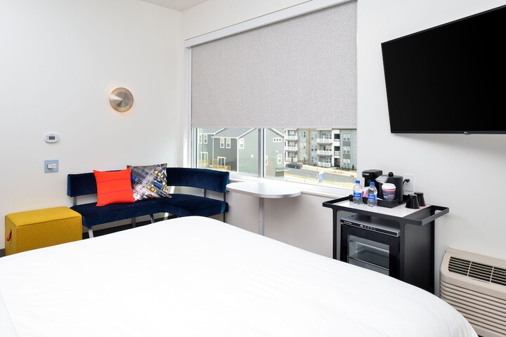 Room 19 of 58