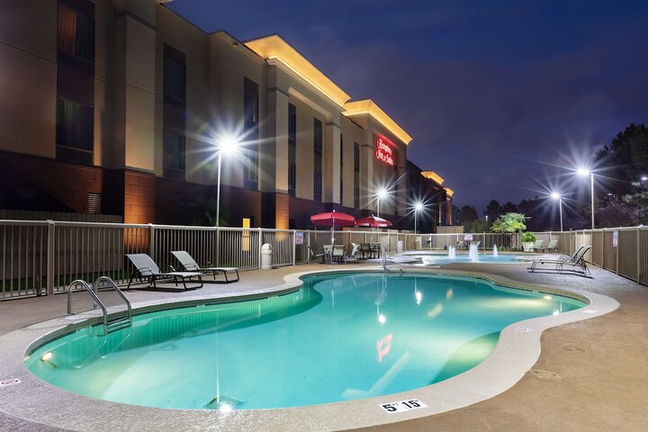 Hotel 4 of 57