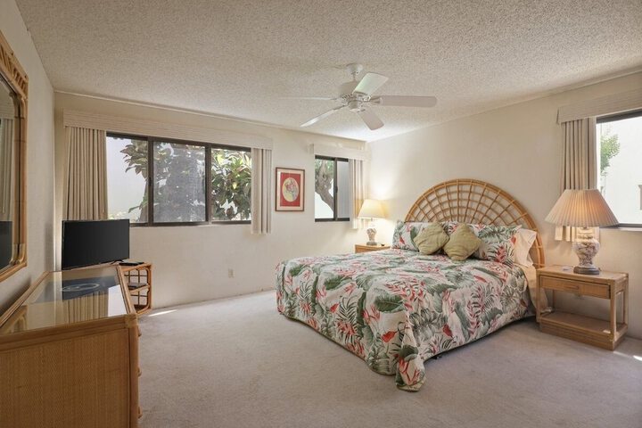 Room 15 of 28
