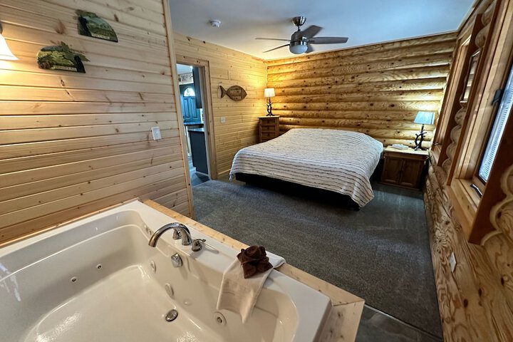 Hot Tub 321 of 374