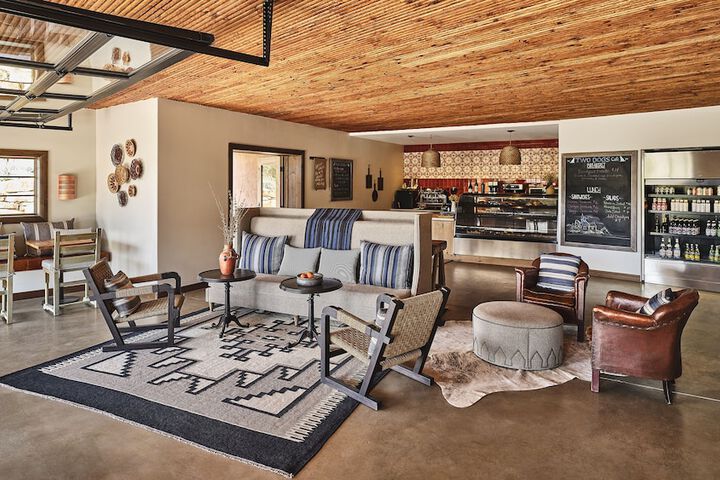 Bishops Lodge Auberge Collection