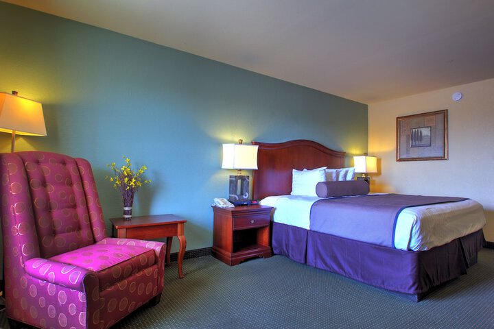 Room 27 of 27