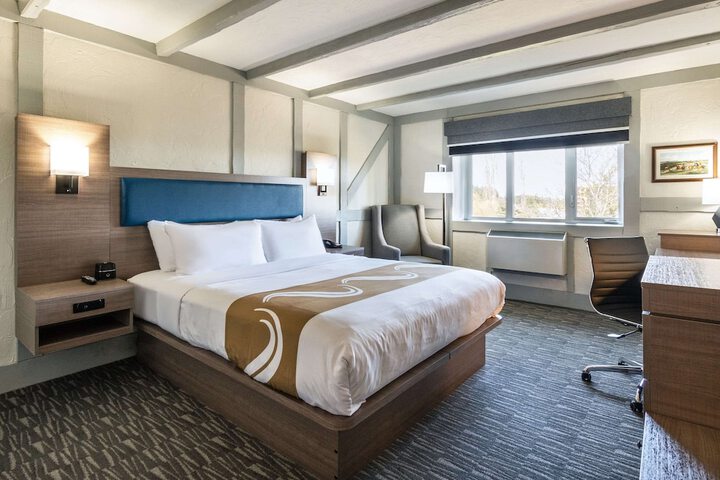 Room 18 of 26