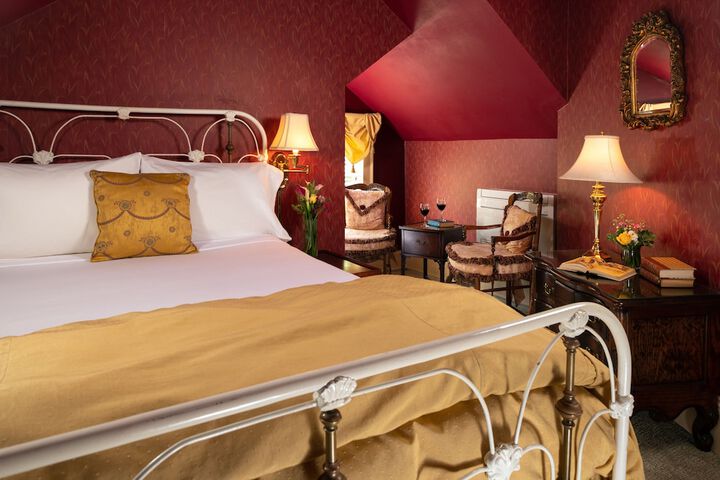 Albemarle Inn