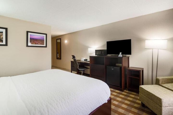 Room 9 of 31